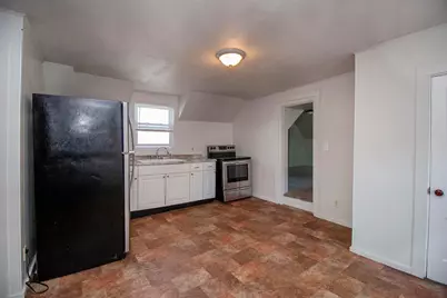 334 Massabesic Street, Manchester, NH 03103 - Photo 7