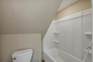 82 Summer St, Laconia, NH 03246 - Photo 27