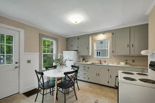 23 Dearborn Ave, Hampton, NH 03842 - Photo 5