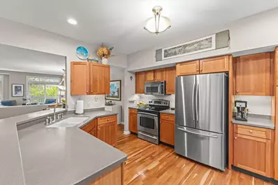 73 Park Road, South Burlington, VT 05403 - Photo 17