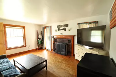 427 Maple Street, Hartford, VT 05001 - Photo 27
