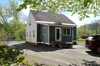 427 Maple Street, Hartford, VT 05001 - Photo 9