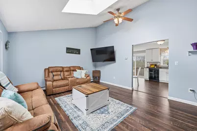 1 Matthew Drive #L, Derry, NH 03038 - Photo 5