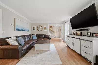 110 Marathon Way, Manchester, NH 03109 - Photo 7