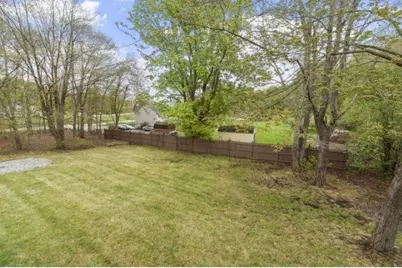 32 Amberwood Drive, Atkinson, NH 03811 - Photo 11