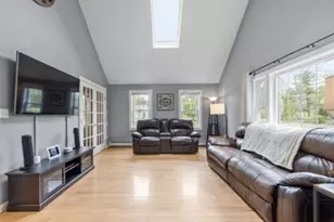 32 Amberwood Dr, Atkinson, NH 03811 - Photo 27