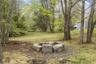 32 Amberwood Dr, Atkinson, NH 03811 - Photo 9