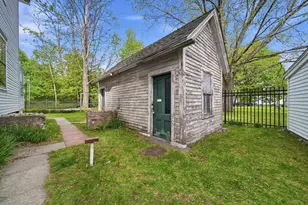 79 Durrell St, Dover, NH 03820 - Photo 7