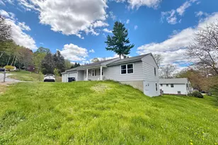 20 Edwin Ave, Claremont, NH 03743 - Photo 7