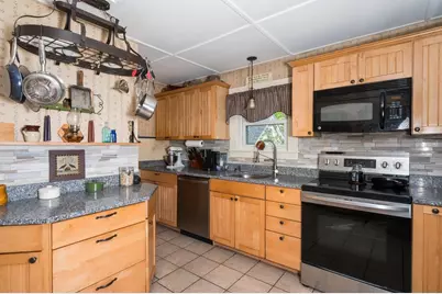 19 Sheridan Avenue, Rochester, NH 03867 - Photo 9