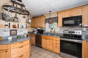 19 Sheridan Ave, Rochester, NH 03867 - Photo 9