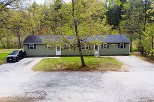 9-10 Patricia St, Somersworth, NH 03878 - Photo 3