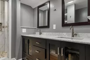 16 Old Manchester Rd, Amherst, NH 03031 - Photo 25