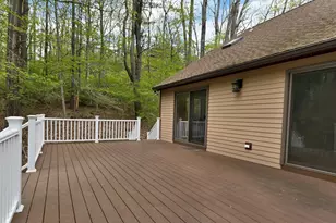 16 Old Manchester Rd, Amherst, NH 03031 - Photo 53