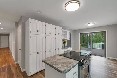 16 Old Manchester Road, Amherst, NH 03031 - Photo 9