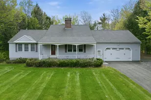 264 Hillcrest Dr, Laconia, NH 03246 - Photo 1