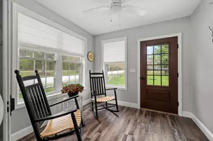 22 Darwin Pl, Laconia, NH 03246 - Photo 15