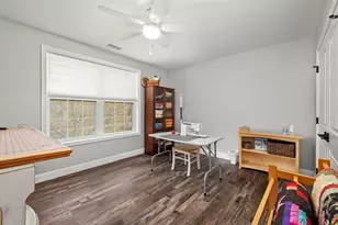 22 Darwin Pl, Laconia, NH 03246 - Photo 29