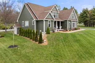 22 Darwin Pl, Laconia, NH 03246 - Photo 35