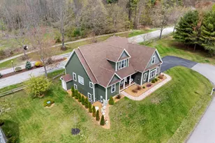 22 Darwin Pl, Laconia, NH 03246 - Photo 33