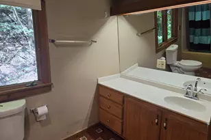 389 Dothan Rd, Hartford, VT 05001 - Photo 13