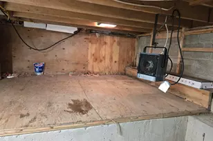 389 Dothan Rd, Hartford, VT 05001 - Photo 21
