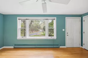 34 West Rd, Londonderry, NH 03053 - Photo 5