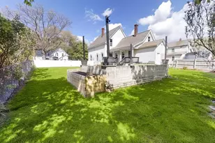 19 High St, Derry, NH 03038 - Photo 5