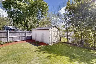 19 High St, Derry, NH 03038 - Photo 25