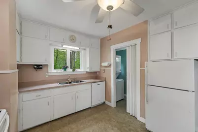 32 Dearborn Street, Milford, NH 03055 - Photo 11