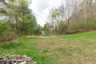 815 Bachelder Rd, Pembroke, NH 03275 - Photo 11