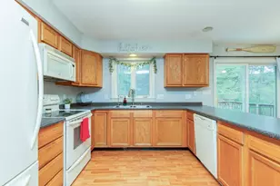815 Bachelder Rd, Pembroke, NH 03275 - Photo 27