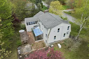 8 Queens Way, Merrimack, NH 03054 - Photo 3