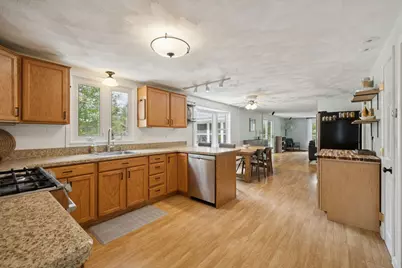 8 Queens Way, Merrimack, NH 03054 - Photo 9