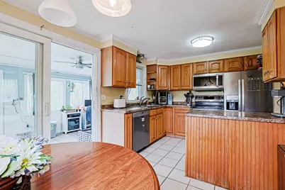 80 Hovey Road, Londonderry, NH 03053 - Photo 13