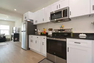 493 Manchester St, Manchester, NH 03103 - Photo 7