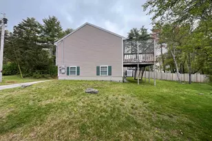 223 S Main St, Seabrook, NH 03874 - Photo 33