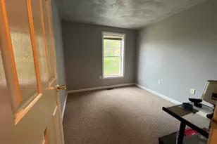 223 S Main St, Seabrook, NH 03874 - Photo 15