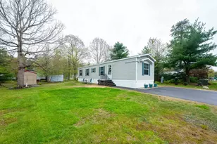 7 D&apos amours Ave, Rochester, NH 03839 - Photo 1