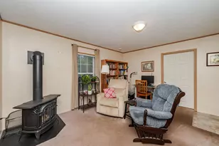 7 D&apos amours Ave, Rochester, NH 03839 - Photo 5
