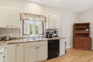 29 Butternut Ln, Laconia, NH 03246 - Photo 5