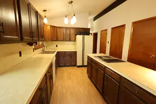 38 Marshall Ave, Hartford, VT 05001 - Photo 23