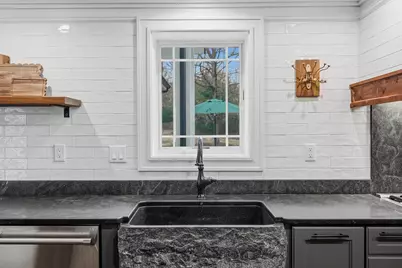 158 Pinecrest Road, Litchfield, NH 03052 - Photo 9