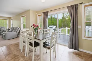 23 Phillips Rd, Sandown, NH 03873 - Photo 17