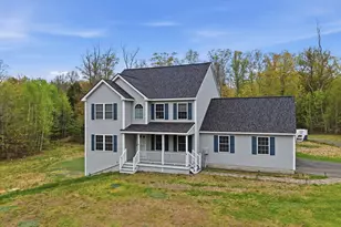 23 Phillips Rd, Sandown, NH 03873 - Photo 3