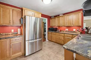 23 Phillips Rd, Sandown, NH 03873 - Photo 11