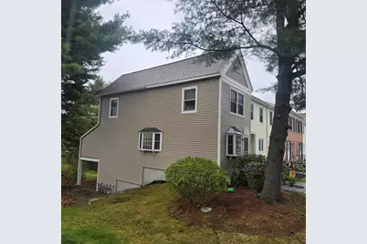 321 Fox Hollow Way, Manchester, NH 03104 - Photo 5