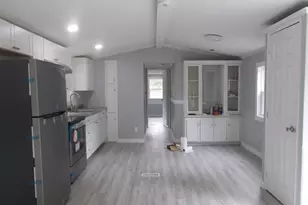 77 Royalcrest Park, Rochester, NH 03867 - Photo 5