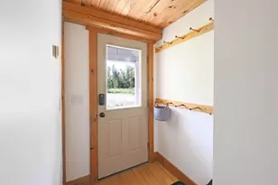 420 Steendom Ln, Lyndon, VT 05852 - Photo 5