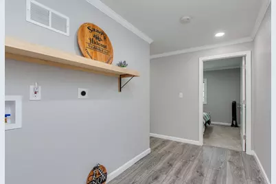 31 Church Street, Tilton, NH 03276 - Photo 13